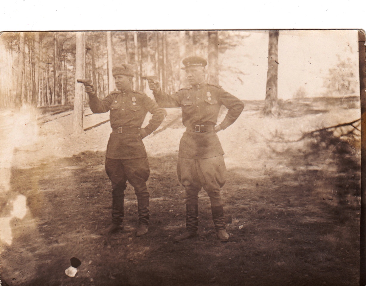 Омсбон нквд ссср рукопашный бой. Борьба смерш. Офицеры группы смерш. Смерш в борьбе с бандеровцами. Нквд лесные братья.